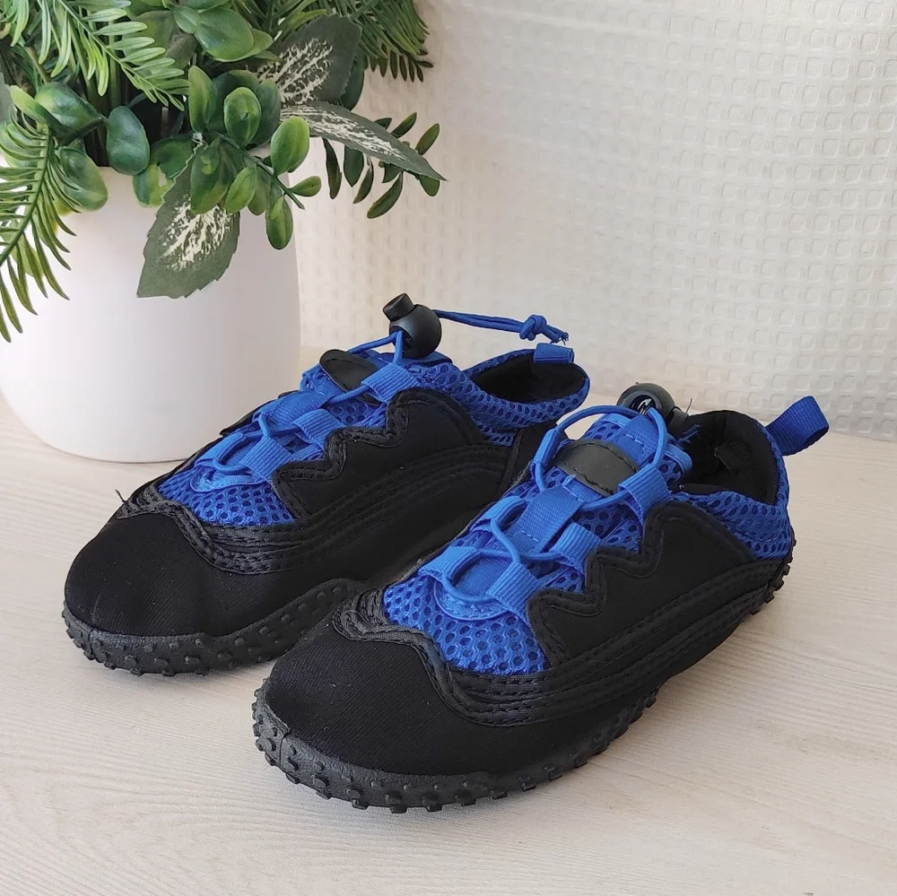💰Easy USA Wave Water Shoes, Black/Royal Blue Size 13
